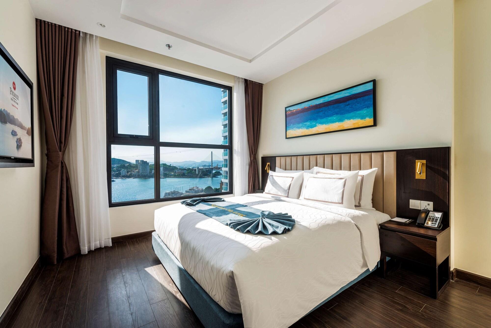 Best Western Premier Sapphire Ha Long Hotel Exterior photo